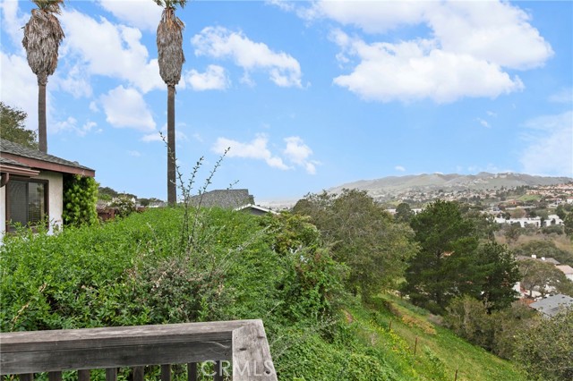 Detail Gallery Image 32 of 40 For 1041 Ritchie Rd #B,  Grover Beach,  CA 93433 - 3 Beds | 3/1 Baths