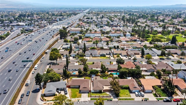 Detail Gallery Image 32 of 32 For 14032 Woodlawn Ave, Tustin,  CA 92780 - 4 Beds | 2 Baths