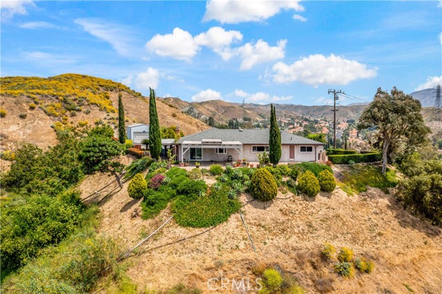 Detail Gallery Image 2 of 58 For 24014 Encanto Ct, Colton,  CA 92324 - 4 Beds | 3 Baths