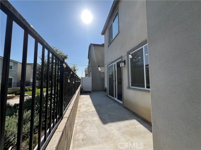 4292 S Heather Privado, Ontario CA: https://media.crmls.org/medias/0e699a42-151a-4321-bf40-e7bfe9e1c5db.jpg