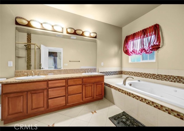 Detail Gallery Image 18 of 28 For 5517 Welland Ave Unit E,  Temple City,  CA 91780 - 3 Beds | 3 Baths