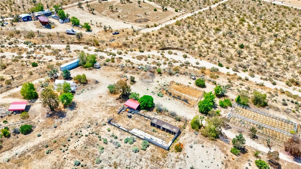https://media.crmls.org/medias/0e6a5116-d0ee-4484-9649-2c88adf32002.jpg?preset=X-Large