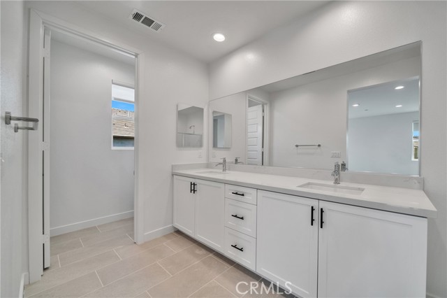 Detail Gallery Image 29 of 50 For 4252 S Hibiscus Paseo, Ontario,  CA 91761 - 3 Beds | 2/1 Baths