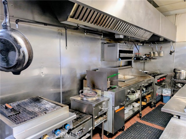  Commercial for Sale in Encino, California
