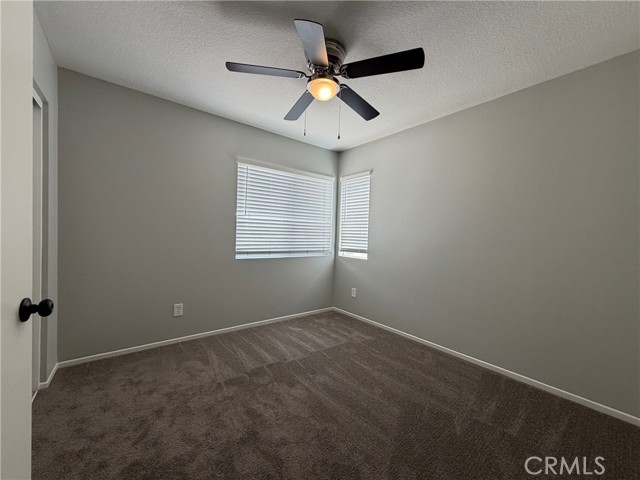 Detail Gallery Image 20 of 25 For 14610 Green River, Victorville,  CA 92394 - 3 Beds | 2/1 Baths