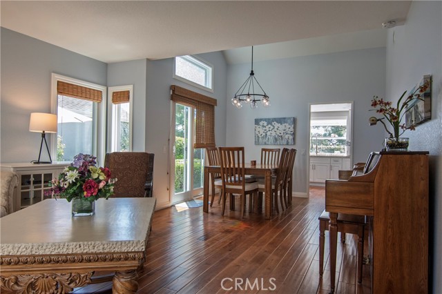 Detail Gallery Image 20 of 44 For 21161 Cedar Ln, Mission Viejo,  CA 92691 - 4 Beds | 2/1 Baths