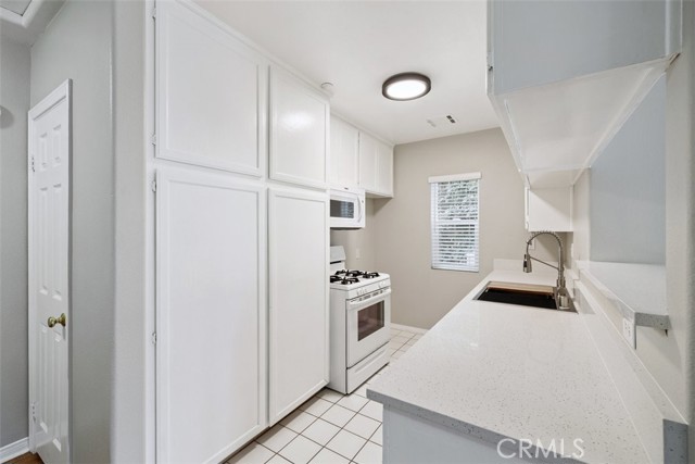 3709 Las Flores Canyon Road, Malibu CA: https://media.crmls.org/medias/0e6c89be-4fbb-463e-a192-708295690342.jpg