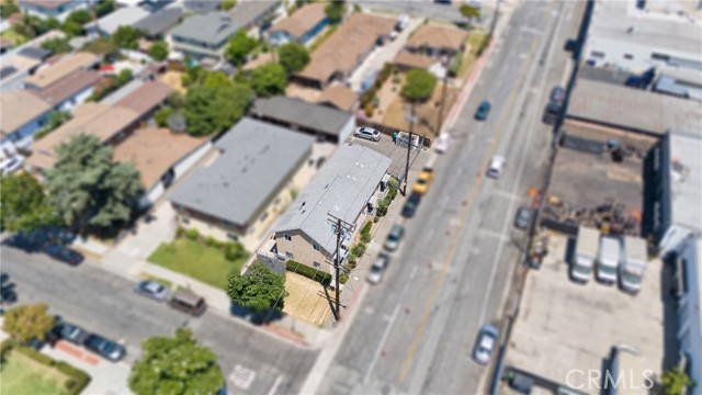 252 S 7th Street, Montebello CA: https://media.crmls.org/medias/0e6e0dbf-4f28-44b1-bde8-8c7a766553e2.jpg
