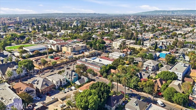 Detail Gallery Image 7 of 9 For 2104 Park Grove, Los Angeles,  CA 90007 - – Beds | – Baths