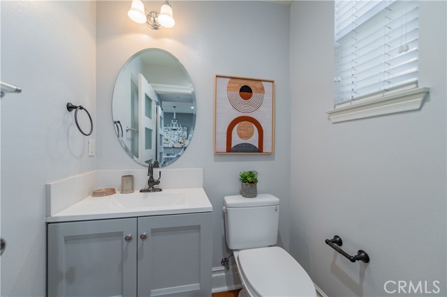 144 Coral Rose, Irvine CA: https://media.crmls.org/medias/0e6f0035-1c83-41d9-81b3-756f3df76e71.jpg