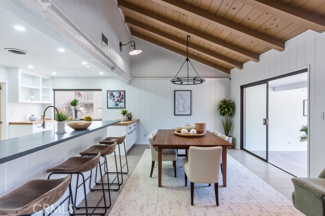 Detail Gallery Image 8 of 47 For 6563 Bianca, Van Nuys,  CA 91406 - 3 Beds | 2 Baths