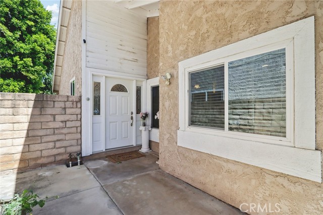 Detail Gallery Image 5 of 35 For 21811 Merridy St, Chatsworth,  CA 91311 - 2 Beds | 2 Baths