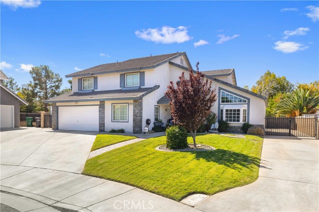 Detail Gallery Image 2 of 46 For 40411 Tesoro Ln, Palmdale,  CA 93551 - 5 Beds | 3 Baths