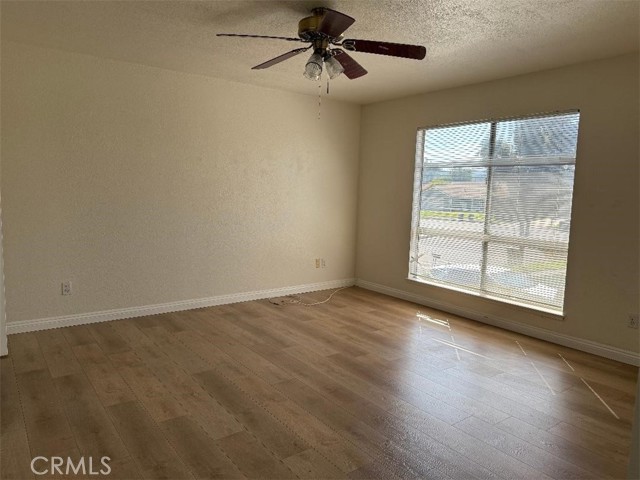 Detail Gallery Image 9 of 14 For 1560 Stillman Ave, Redlands,  CA 92374 - 4 Beds | 2/1 Baths