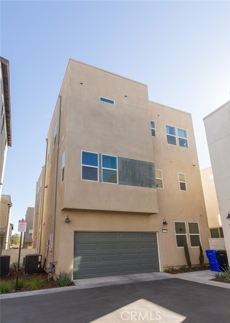 Image 45 of 65 For 27418 Pioneer Court