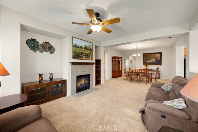 26253 Desert Rose Lane, Menifee CA: https://media.crmls.org/medias/0e73a392-daf6-451c-a59d-4b46887663f9.jpg