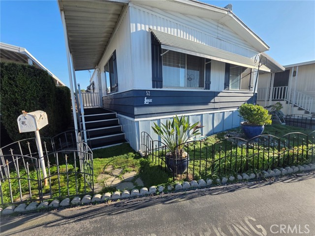 Detail Gallery Image 21 of 51 For 20806 Gridley Rd #52,  Lakewood,  CA 90715 - 2 Beds | 1 Baths