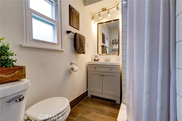 Detail Gallery Image 29 of 42 For 710 Larch St #1/2,  Inglewood,  CA 90301 - 1 Beds | 1 Baths