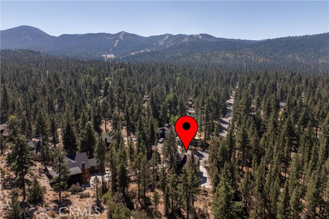 Detail Gallery Image 12 of 53 For 42518 Gold Rush Dr, Big Bear Lake,  CA 92315 - 5 Beds | 6/2 Baths