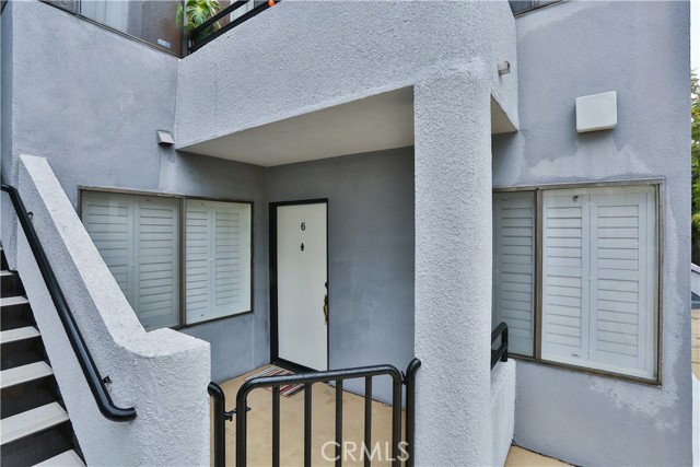 Detail Gallery Image 3 of 11 For 360 S Los Robles Ave #6,  Pasadena,  CA 91101 - 2 Beds | 2 Baths