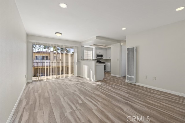 Detail Gallery Image 2 of 5 For 8092 Graziadio #3,  Huntington Beach,  CA 92646 - 1 Beds | 1 Baths