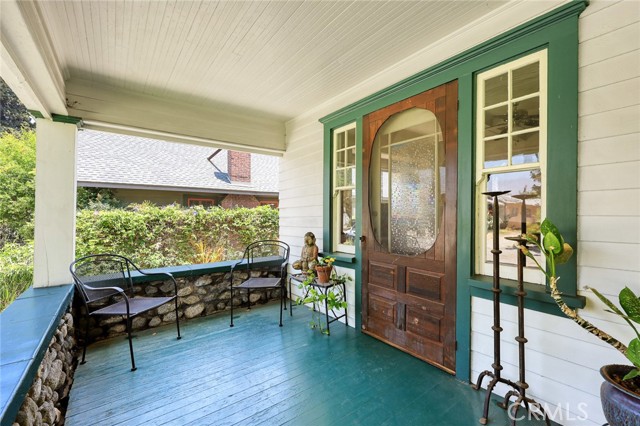 1156 Steuben Street, Pasadena CA: https://media.crmls.org/medias/0e773ee8-7d95-47ae-a43e-01e94bae6abf.jpg