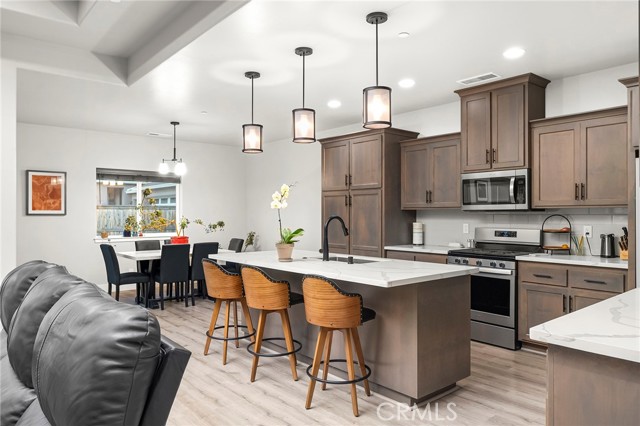 Detail Gallery Image 12 of 56 For 1345 W Lindo, Chico,  CA 95926 - 4 Beds | 3 Baths