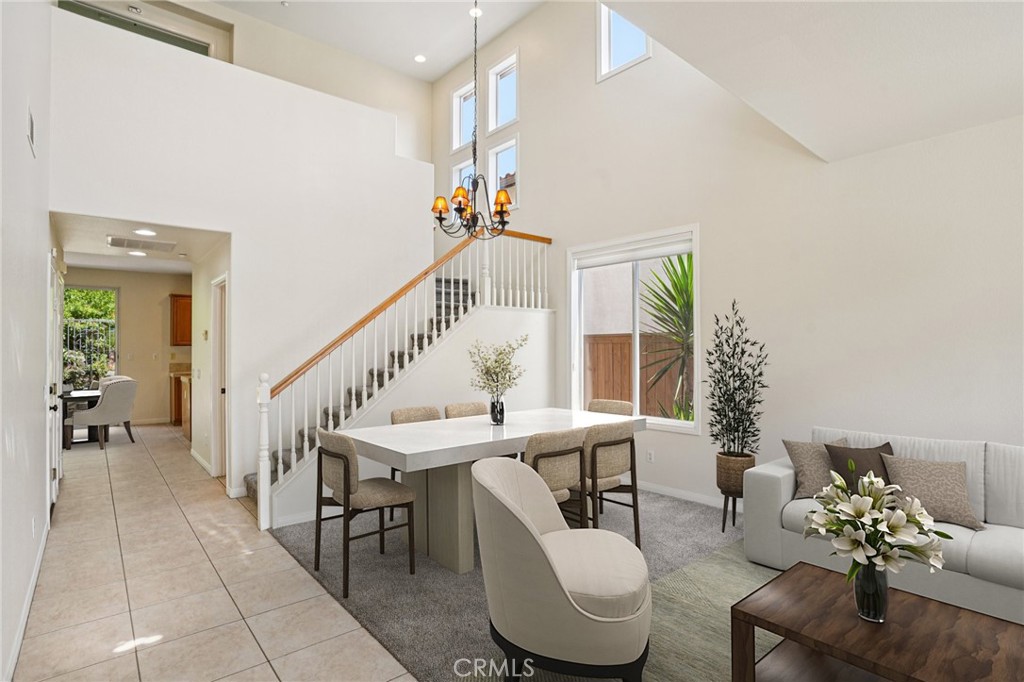 MLS #OC25182457 img 1