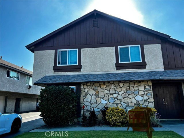 326 s beach blvd, La Habra CA: https://media.crmls.org/medias/0e79d232-537b-4af5-bddc-87abee8ee4ce.jpg