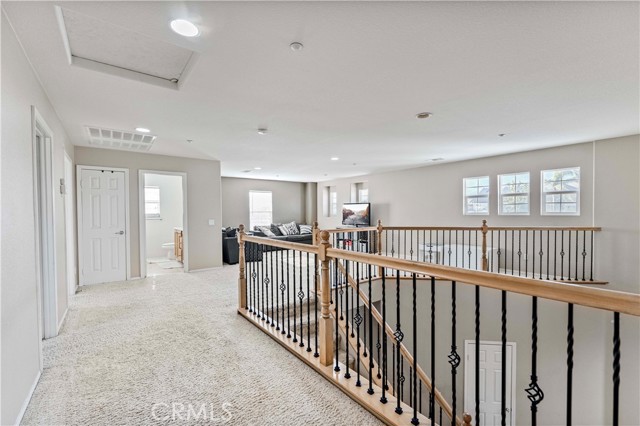 15601 N Peak Lane, Fontana CA: https://media.crmls.org/medias/0e79f35d-13e8-4e6c-856c-fa926d9daaeb.jpg