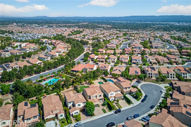 Detail Gallery Image 57 of 67 For 11680 Cetona Way, Porter Ranch,  CA 91326 - 4 Beds | 4 Baths