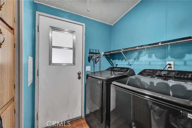 Detail Gallery Image 4 of 20 For 3825 Crestmore #480,  Jurupa Valley,  CA 92509 - 3 Beds | 2 Baths