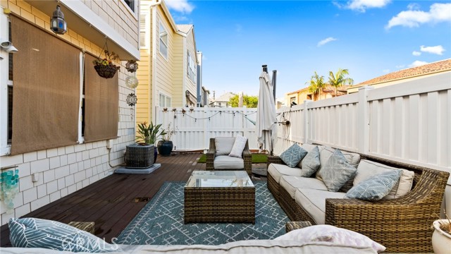 1800 Pacific Coast, Redondo Beach, California 90277, 3 Bedrooms Bedrooms, ,3 BathroomsBathrooms,Residential,Sold,Pacific Coast,PW24123137