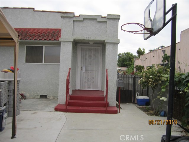 1826 Leighton Ave, Los Angeles, CA 90062