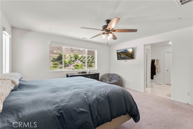 6283 Big Bend Way, Jurupa Valley CA: https://media.crmls.org/medias/0e7d6ed2-9c5a-4f9d-aa5c-c274a34ad6e9.jpg