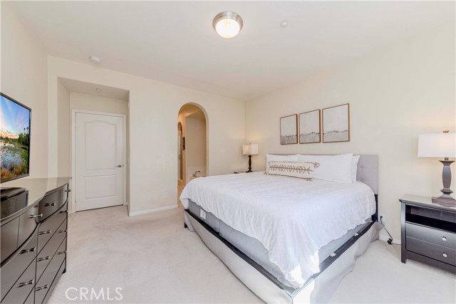 78 Talisman, Irvine CA: https://media.crmls.org/medias/0e7d9a80-c0ce-4b7f-966f-f089137187b2.jpg
