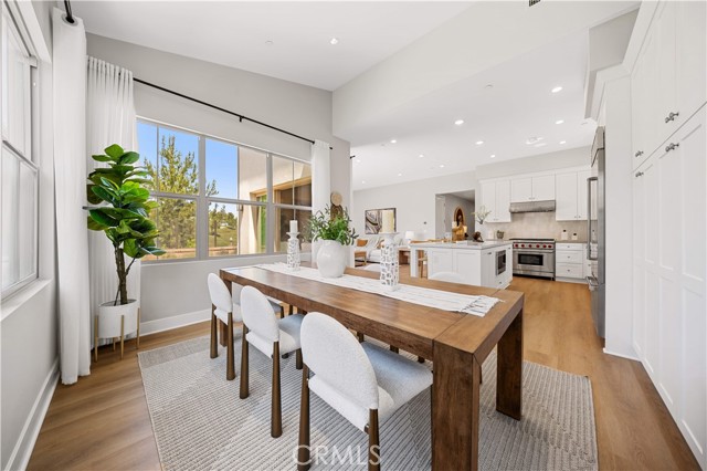 149 Fairgreen, Irvine CA: https://media.crmls.org/medias/0e7e87c6-fd5f-4ac4-a716-3f5ade07b852.jpg