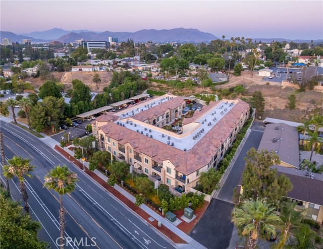 Image 56 of 72 For 4800 Palm Avenue