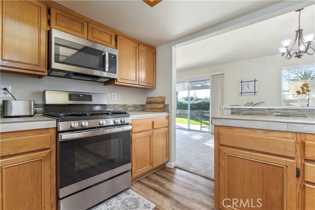 Detail Gallery Image 12 of 39 For 919 Saint Ann, Paso Robles,  CA 93446 - 3 Beds | 2 Baths