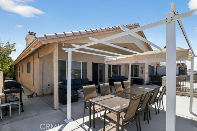Detail Gallery Image 9 of 30 For 26502 Blue Water Rd, Helendale,  CA 92342 - 3 Beds | 2/1 Baths