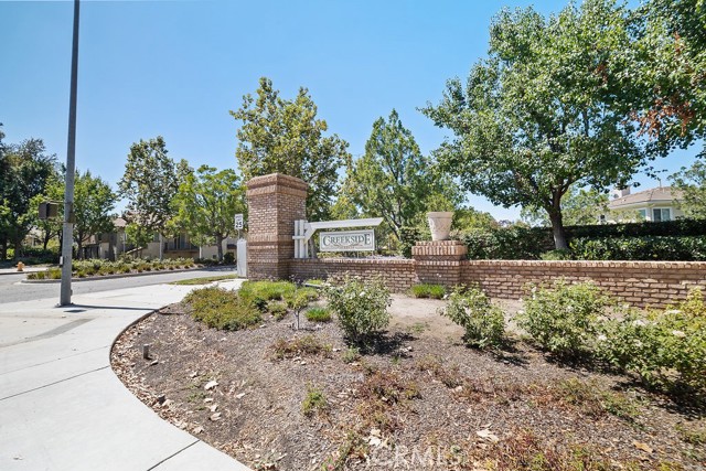 24136 Willowbrooke Court, Valencia CA: https://media.crmls.org/medias/0e80114e-691c-4ac5-a6ea-8736a72a4eeb.jpg