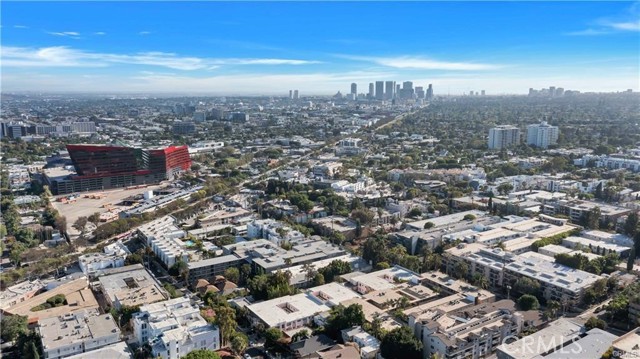 970 Palm, 200 photo 36