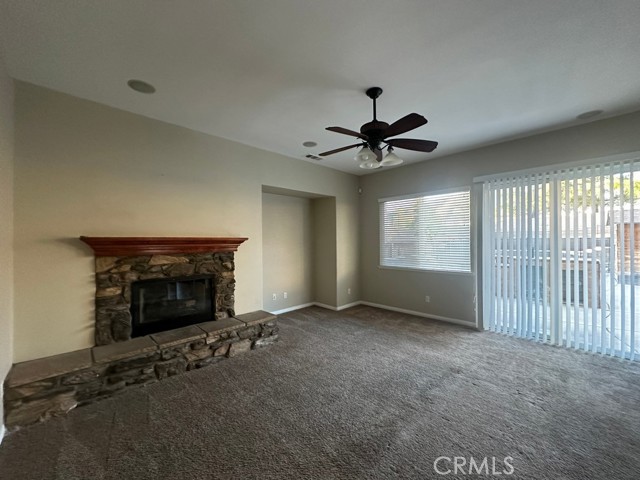 Detail Gallery Image 13 of 34 For 34046 Castle Pines Dr, Yucaipa,  CA 92399 - 4 Beds | 3/1 Baths