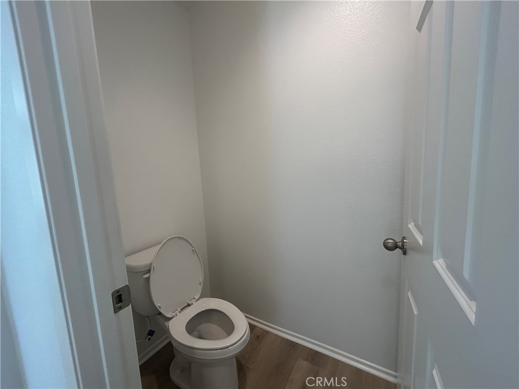 https://media.crmls.org/medias/0e82ab23-6275-49b3-96e6-6a9992c6918b.jpg?preset=X-Large