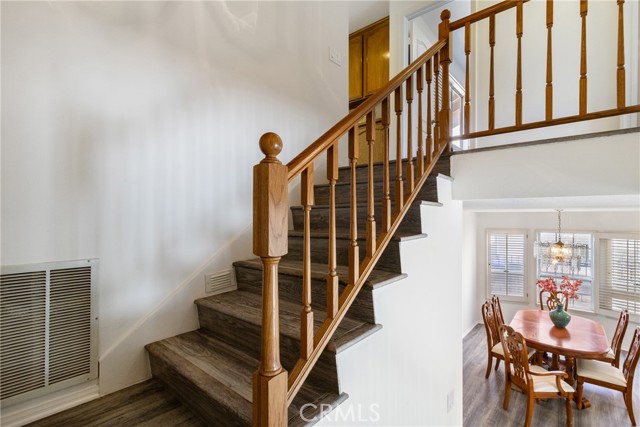 Detail Gallery Image 23 of 38 For 30112 Elizabeth Ct, Agoura Hills,  CA 91301 - 3 Beds | 2/1 Baths