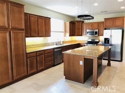 Detail Gallery Image 10 of 17 For 28036 Windjammer Ct, Menifee,  CA 92585 - 3 Beds | 2/1 Baths