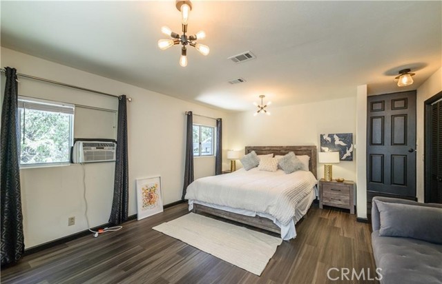29148 Lyon Drive, Cedar Glen CA: https://media.crmls.org/medias/0e850d31-c1e5-484a-bc90-656dc4f6e302.jpg
