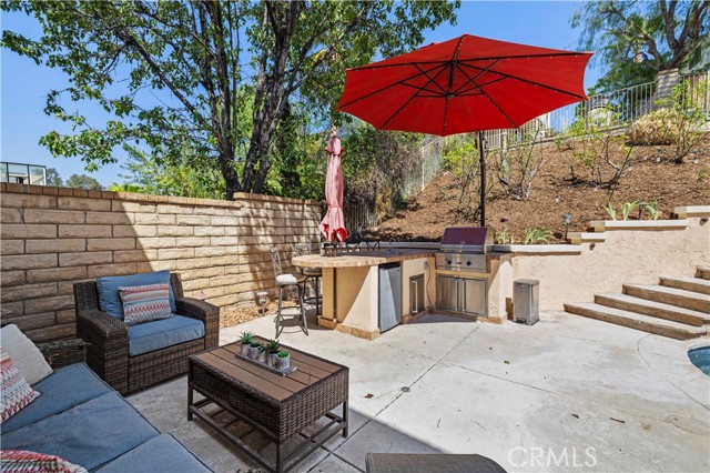 28436 Calex Drive, Valencia CA: https://media.crmls.org/medias/0e86389a-7c75-4140-97fe-f746e028dd0c.jpg