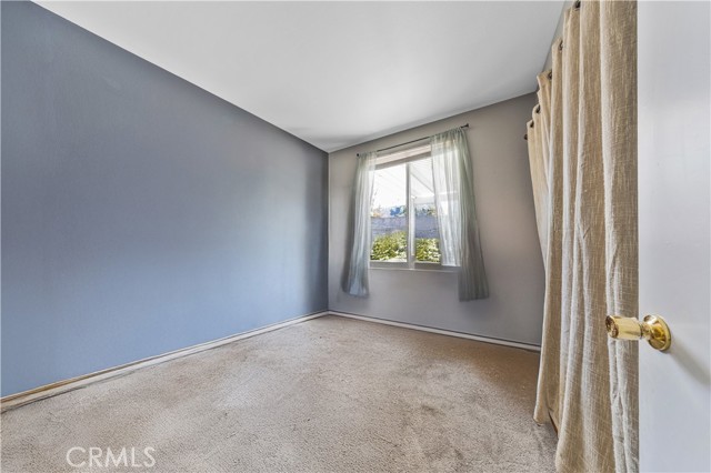 Detail Gallery Image 18 of 32 For 34711 Sunlight, Yucaipa,  CA 92399 - 4 Beds | 3 Baths