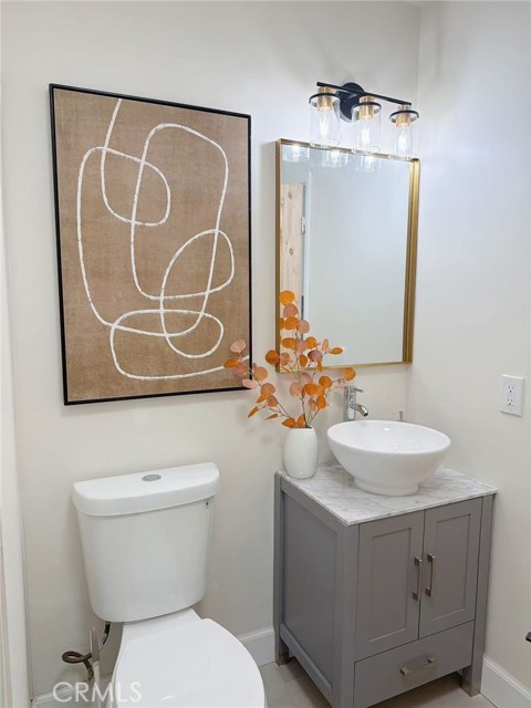 Detail Gallery Image 15 of 17 For 2379 Oliveras Ave, Altadena,  CA 91001 - 2 Beds | 1 Baths